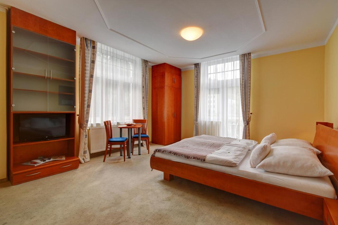 Hotel La Passionaria Mariánské Lázně Екстериор снимка