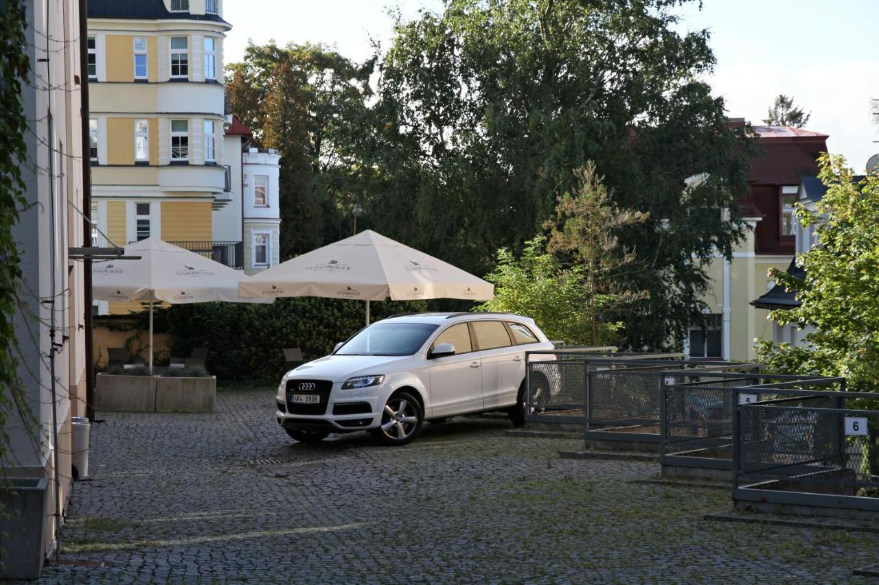 Hotel La Passionaria Mariánské Lázně Екстериор снимка